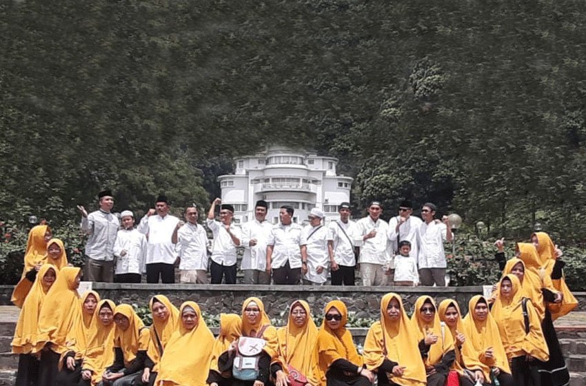 Alumni Haji Tazakka Pengajian di Bandung